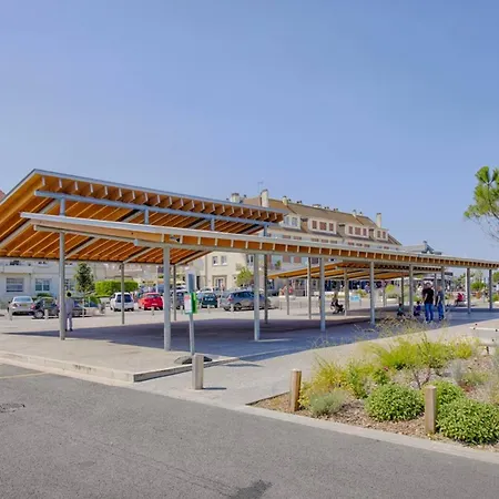 Maison Chaleureuse Et Lumineuse Au Coeur De - Fr-1-788-64 * Merville-Franceville-Plage